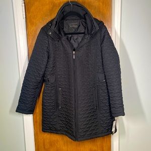 ***NWT. WEATHERPROOF Black Jacket with Hood***